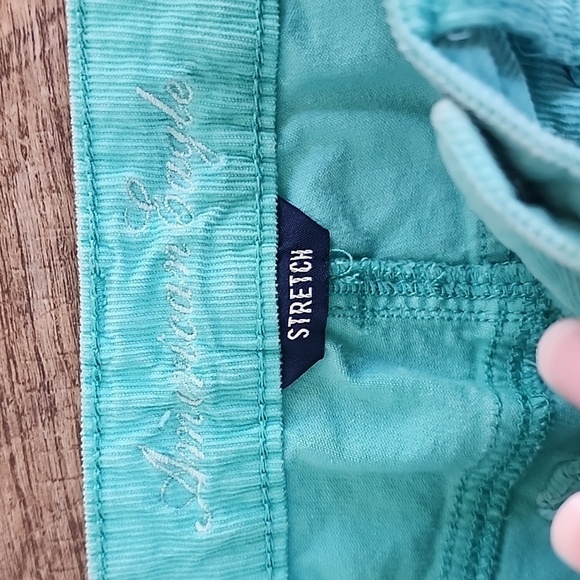 American Eagle Corduroy Shorts Sz 2 - Picture 3 of 5